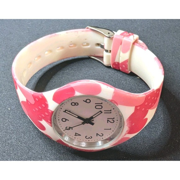 FMDNOV006‎ Women's Quartz Watch Red Hearts Pattern Silicone Band Japan Movement - Picture 5 of 6